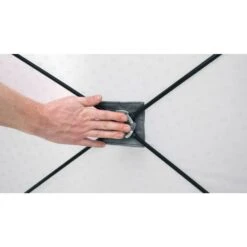 Outwell Parton Windscreen 19 Outwell Parton Windscreen -OUTDOOR WORLD GEAR 111436 parton windscreen feature photo13