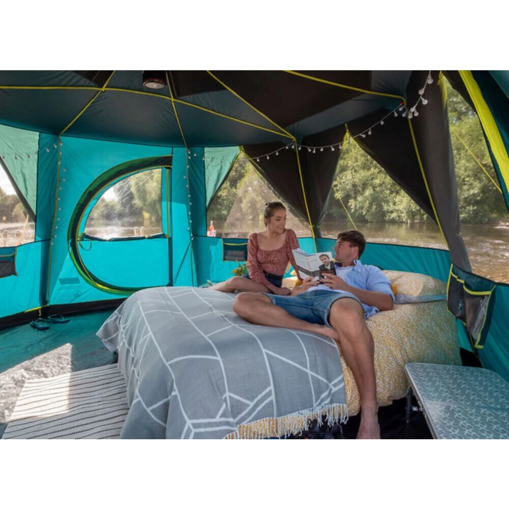 Coleman Octagon BlackOut Tent 8 Coleman Octagon BlackOut Tent - Image 7