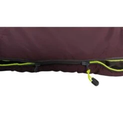Outwell Campion Lux Sleeping Bag (Aubergine) 14 Outwell Campion Lux Sleeping Bag (Aubergine) -OUTDOOR WORLD GEAR 230397 campion lux aubergine left side zipper feature photo8