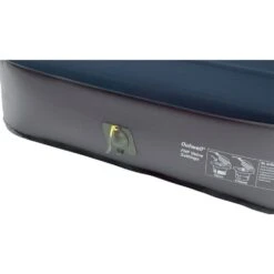 Outwell Dreamboat Single 16cm Self Inflating Mat 11 Outwell Dreamboat Single 16cm Self Inflating Mat -OUTDOOR WORLD GEAR 400062 dreamboat single 16.0 cm feature photo4