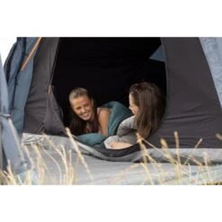 Vango Beta 450XL Tent (Deep Blue) (2025) -OUTDOOR WORLD GEAR beta 450xl lifestyle low 8