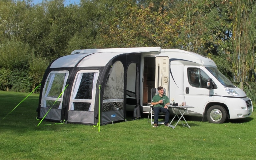 OUTDOOR WORLD GEAR 32 OUTDOOR WORLD GEAR -OUTDOOR WORLD GEAR motorhome and awning