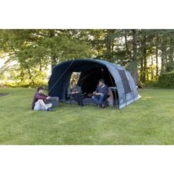 Vango Sierra 500 Poled Tent (2025) 31 Vango Sierra 500 Poled Tent (2025) -OUTDOOR WORLD GEAR sierra 500 lifestyle low 7
