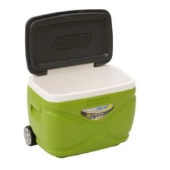 Vango Pinnacle Wheelie 30L Coolbox -OUTDOOR WORLD GEAR van 2021 essentials pinnacle wheelie 30l hi 06