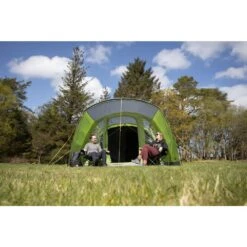 Vango Whitby 500 Tent -OUTDOOR WORLD GEAR whitby 500 lifetsyle lr 01