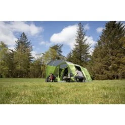 Vango Whitby 500 Tent -OUTDOOR WORLD GEAR whitby 500 lifetsyle lr 02